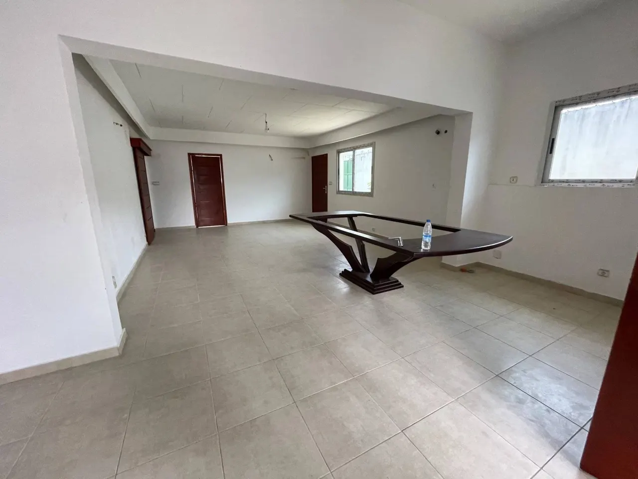 Maison 3 bureaux avec salle de réunion — Treichville Zone Portuaire