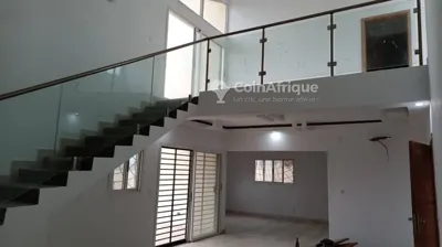 Villa 5 pièces — Cocody Angré 9e tranche