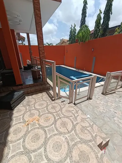Villa duplex 7 pièces avec piscine — Angré 8e