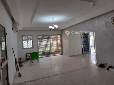 villa Angré 8e tranche · Cocody