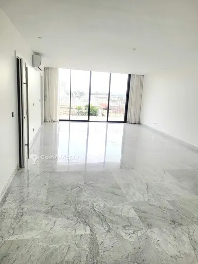 Appartement haut standing 4 pièces — Marcory Zone 4