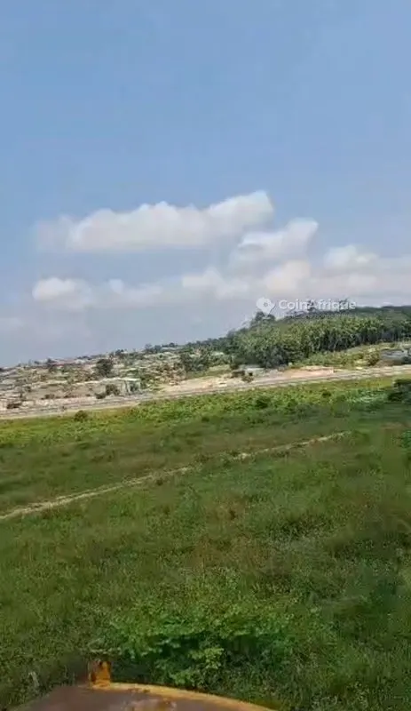 Terrain 400 m² — Ebimpé