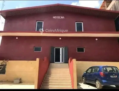 Hôtel 27 chambres avec mini suites — Yopougon Académie