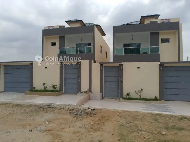 2 Villas duplex 7 pièces modernes neuves — Cocody Angré Château