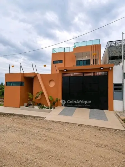 Villa duplex 6 pièces avec vue lagune — Bingerville Anan