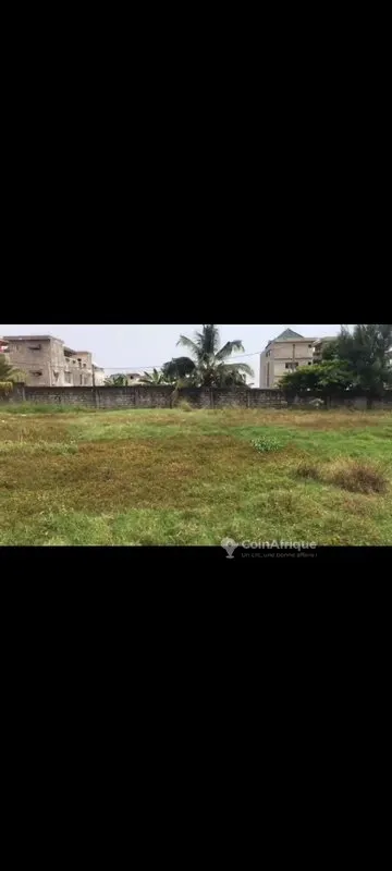 Terrain 5025 m² plat et clôturé — Yopougon Niangon