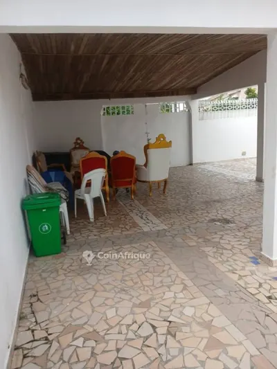 Villa duplex 4 pièces avec garage — Angré Djibi 2