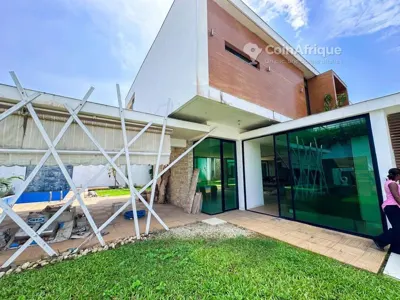villa Riviera M'badon · Cocody