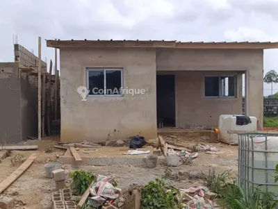 Villa basse 4 pièces — Bingerville