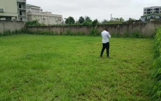 Terrain 500 m² à louer — Bingerville Cité Oribat