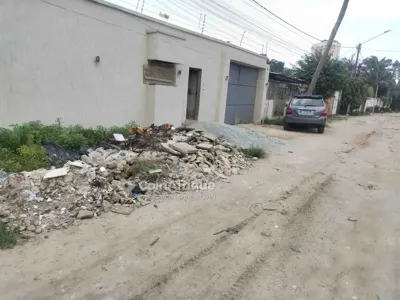 Villa basse 4 pièces avec piscine — Marcory