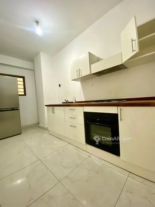 Appartement 3 pièces — 2-Plateaux