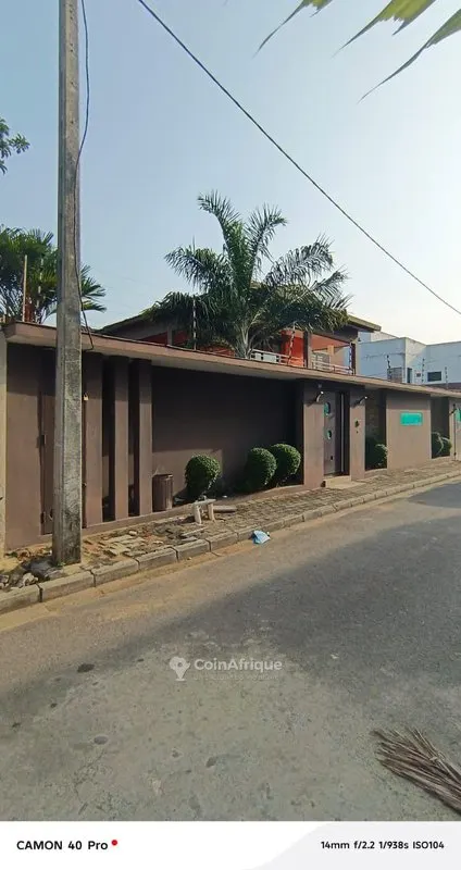 Location villa à la Rivera 3 dans une cité ouvert