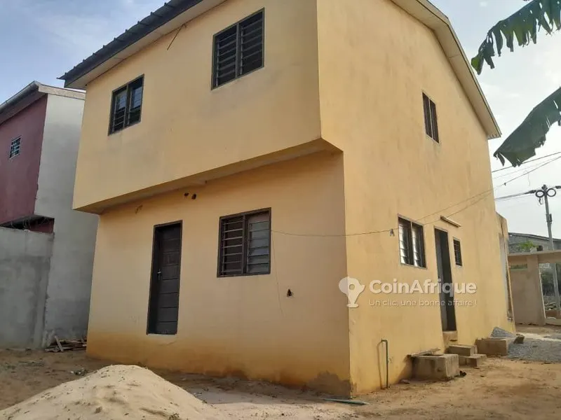 Villa duplex 4 pièces à l'état brut — Bingerville Feh Kesse