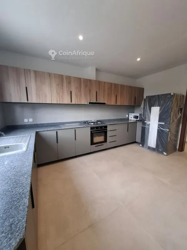 Appartement haut standing — Plateau Centre