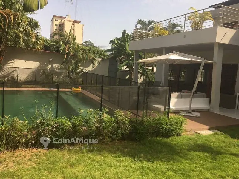 Villa 6 pièces — Marcory Zone 4