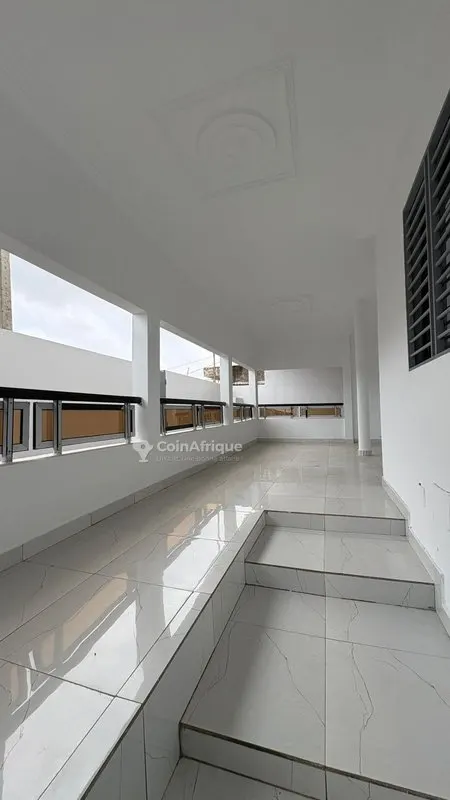 Location villa 06 pièces - Feh kesse