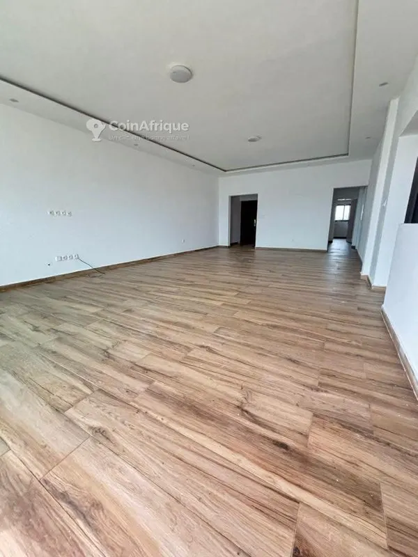 Location appartements 4 pièces - cocody riviera m'badon