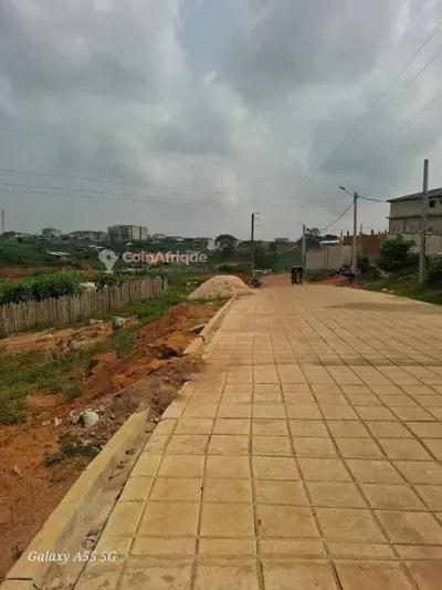 Terrain 453m² — Bingerville Akandje