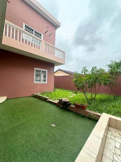 Location villa duplex de 6 pièces à cocody rivera 3