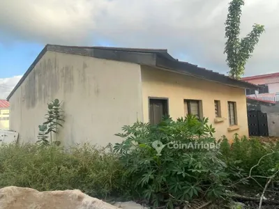 Villa basse 3 pièces — Bingerville