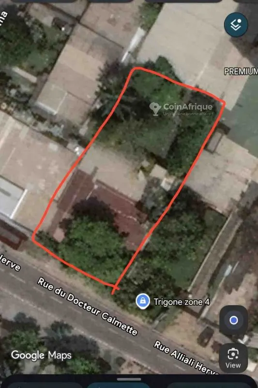 Terrains 697m² - marcory