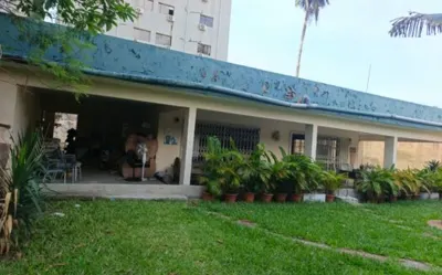 Villa avec terrain 673 m² et ACD — Abidjan Zone 4